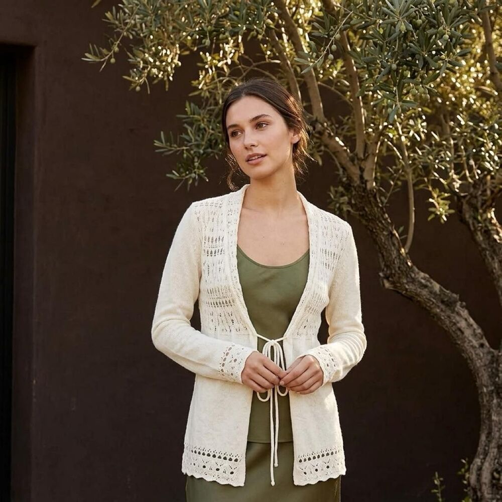 Off-white Women's Cream and White Cardigan